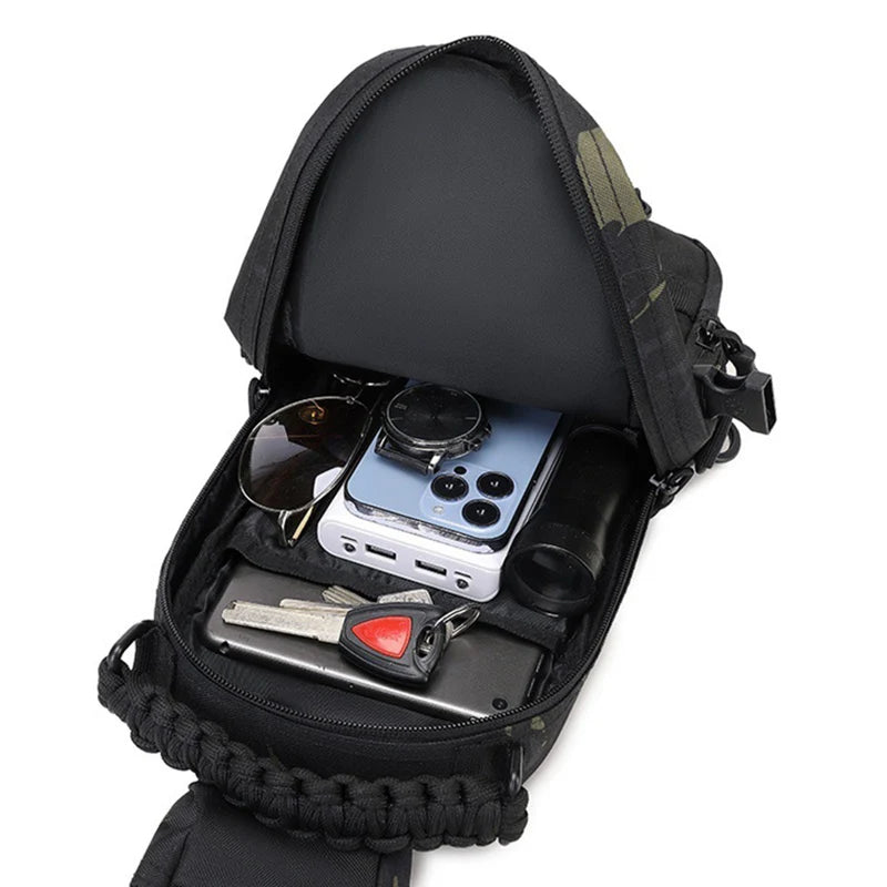 Tactical Chest Bag – Waterproof Sling Backpack for Outdoor Sports | Mochila de Pecho Táctica – Bolso Cruzado Impermeable para Deportes al Aire Libre