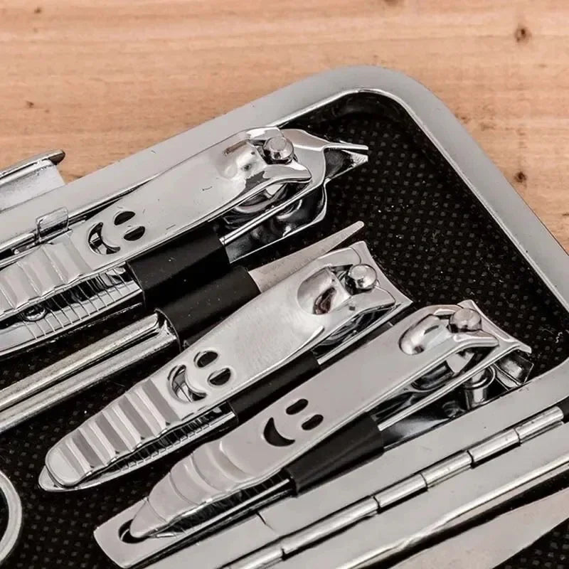 11-Piece Nail Care Set | Set de Cuidado para Uñas de 11 Piezas